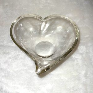 Glass heart dish